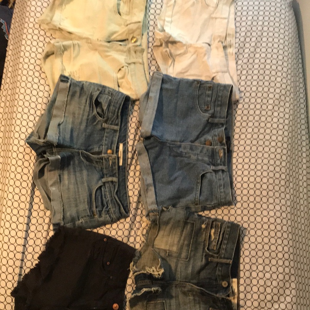 Bundle of 6 pairs of super cute jean shorts